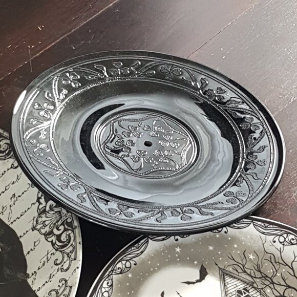 Handmade 3 Tier Black Cake Stand for Spooky Halloween Party Decor Serving Tray - Picture 6 of 13